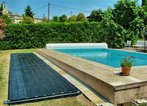 panneau solaire pour piscine enterrée.
